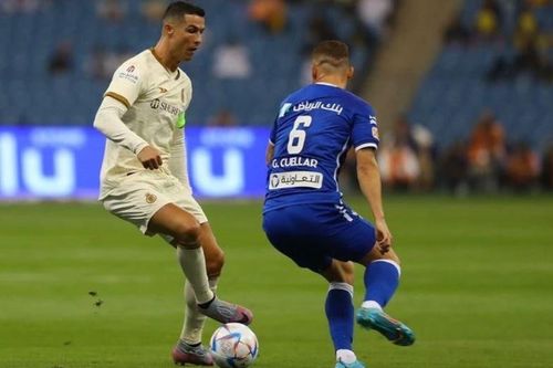 Cristiano Ronaldo đánh dấu cột mốc lịch sử mới