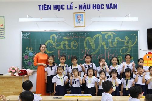 Bộ GD-ĐT yêu cầu không chèn giáo dục ngoài giờ vào tiết học chính khóa