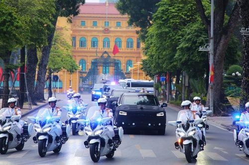 Công an Hà Nội diễn tập phương án đón, dẫn đoàn khách quốc tế