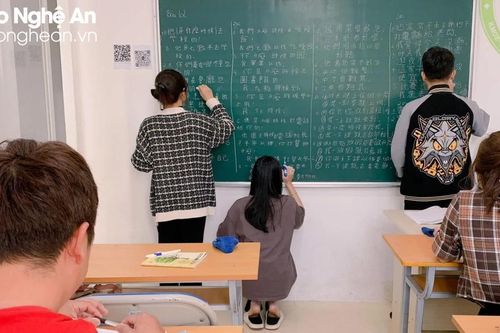 Việc dạy tiếng Trung trong nhà trường sẽ phù hợp với xu thế phát triển