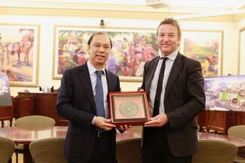 Đại sứ Việt Nam tại Mỹ thăm và làm việc tại tiểu bang Maryland