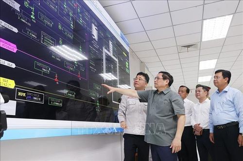 Thủ tướng khảo sát một số công trình, dự án trọng điểm tại Cà Mau
