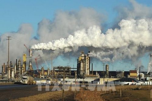 Canada yêu cầu ngành dầu khí cắt giảm hơn 1/3 lượng khí thải