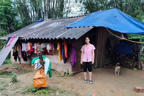 Mẹ đơn thân người Bru-Vân Kiều 3 lần bị phạt trâu vì sinh con ngoài giá thú