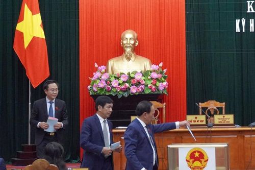 Quảng Bình công bố kết quả lấy phiếu tín nhiệm đối với 30 chức danh chủ chốt