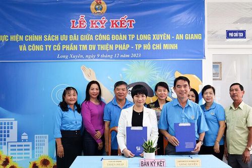 Thêm doanh nghiệp ký kết thực hiện chính sách ưu đãi với Liên đoàn Lao động TP. Long Xuyên