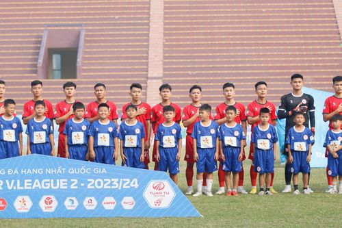 FC Phú Thọ tiếp tục thua trên sân nhà Việt Trì