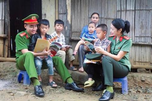 Nữ cán bộ Đoàn luôn hoàn thành vượt chỉ tiêu công việc được giao