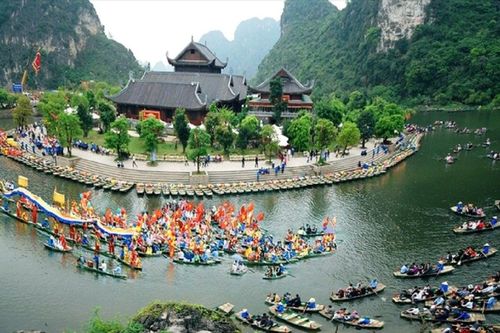 Huy động 200 lái đò làm 'diễn viên quần chúng' cho Festival Ninh Bình - Tràng An
