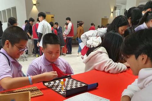 Giúp học sinh tiếp cận dễ hơn với môn toán