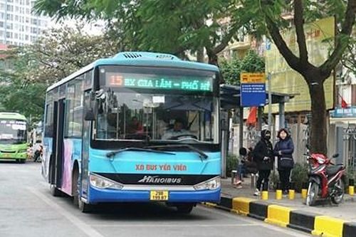 Nâng chất lượng để thu hút người dân sử dụng xe buýt