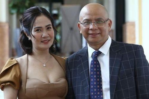 Diễn viên Nguyệt Hằng nhận tin được phong NSƯT khi đang ở Đức