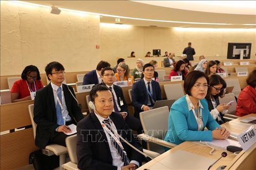 Việt Nam luôn hướng tới con người trong mọi đường lối phát triển