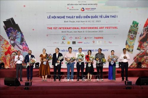 Bế mạc Lễ hội Nghệ thuật biểu diễn quốc tế lần thứ nhất năm 2023