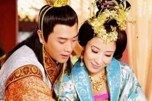 Hoàng hậu hạnh phúc nhất trong lịch sử, chỉ vì yêu nàng mà hoàng đế gạt bỏ hệ thống tam cung lục viện