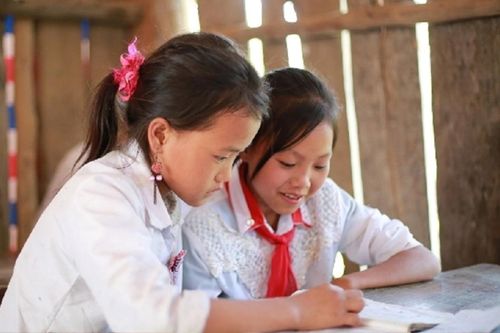 Học sinh hộ cận nghèo ở Hà Nội được miễn học phí từ khoảng thời gian nào?