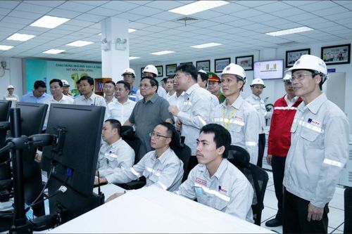 Thủ tướng Phạm Minh Chính: Cần tạo điều kiện để mở rộng quy mô Cụm Khí - Điện - Đạm Cà Mau