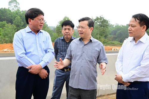 Chủ tịch UBND tỉnh Nguyễn Văn Sơn kiểm tra tiến độ cao tốc Tuyên Quang – Phú Thọ