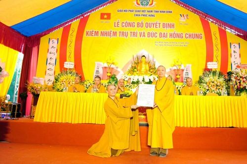Ninh Bình: Lễ công bố, trao quyết định kiêm nhiệm trụ trì chùa Phúc Hưng