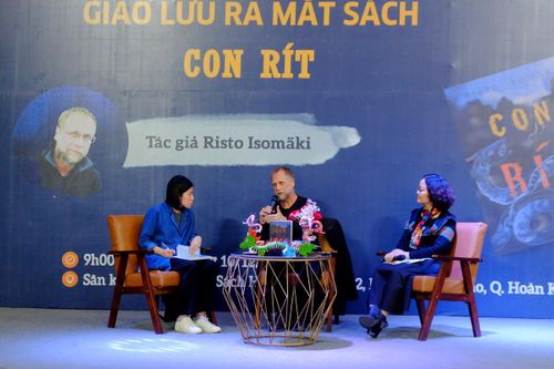 Nhà văn Phần Lan đưa 'con rít' Việt Nam vào tiểu thuyết giả tưởng