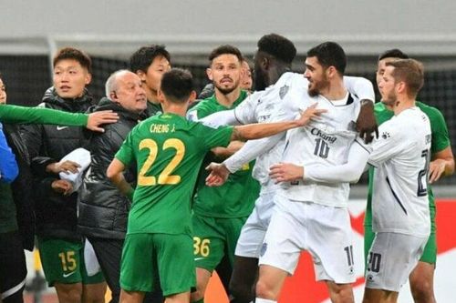 AFC ra án phạt vụ đội bóng Thái Lan, Trung Quốc đánh nhau