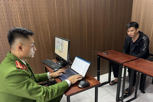 Khởi tố đối tượng mạo danh cán bộ Công an để lừa đảo, chiếm đoạt tài sản