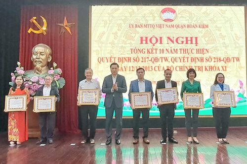 Quận Hoàn Kiếm: Mặt trận giám sát trực tiếp gần 200 lượt cơ quan, đơn vị