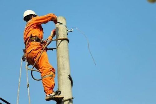 Lưới điện Hà Nội thay đổi mạnh mẽ sau 15 năm mở rộng