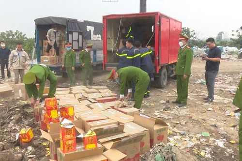 Huyện Thường Tín: Tiêu hủy gần 7 tấn pháo nổ