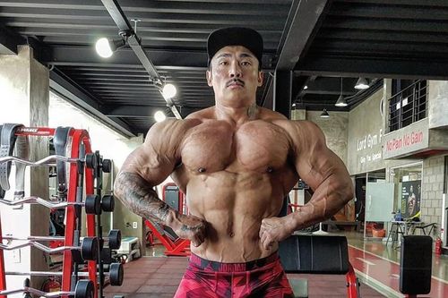 Lực sĩ Hàn Quốc sở hữu một số đo đáng nể, khiến 'quái vật thể hình châu Á' cũng chào thua