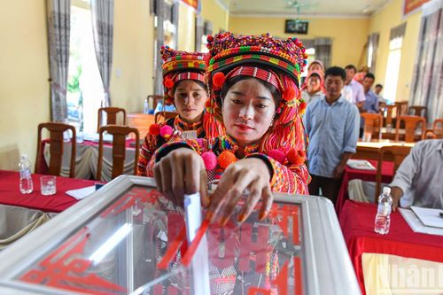 Việt Nam bảo đảm quyền tham gia chính trị cho người dân tộc thiểu số