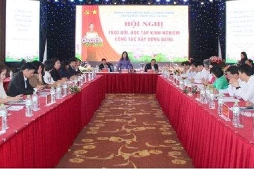 Trao đổi kinh nghiệm về công tác xây dựng Đảng trong các cơ quan và doanh nghiệp ba tỉnh Nghệ An, Thanh Hóa, Hà Tĩnh