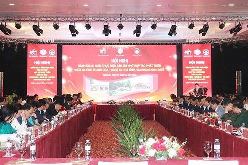 Hợp tác ba tỉnh Thanh Hóa, Nghệ An, Hà Tĩnh để cùng phát triển và sớm trở thành cực tăng trưởng mới