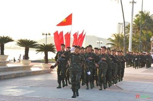 Khánh Hòa: Tổ chức duyệt đội ngũ chào mừng kỷ niệm Ngày thành lập Quân đội nhân dân Việt Nam