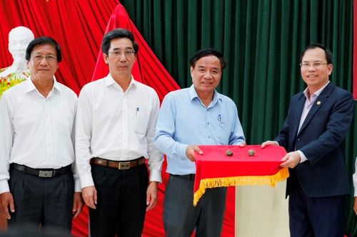 Sau 45 năm 'lưu lạc', 2 hiện vật trở về với bảo vật quốc gia tượng Bồ tát Tara