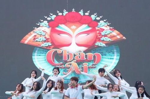 Bùng nổ cuộc thi nhảy 'VNU'S hot steps 2023'