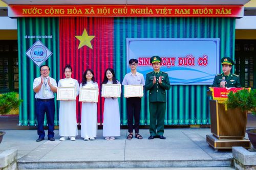 Thừa Thiên Huế: Trao giải Cuộc thi trực tuyến 'Tìm hiểu Luật Biên phòng Việt Nam' tuần 1