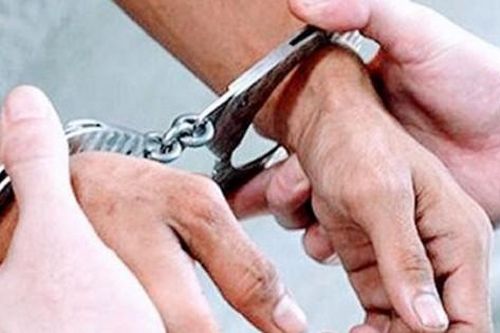 Một cán bộ địa chính bị bắt vì nhận tiền hứa hẹn làm sổ đỏ