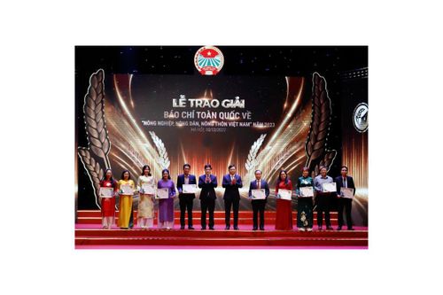 Trao Giải báo chí toàn quốc viết về 'tam nông' năm 2023