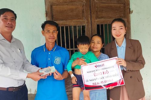 Em Minh Hiếu bị xơ gan được bạn đọc ủng hộ hơn 32 triệu đồng