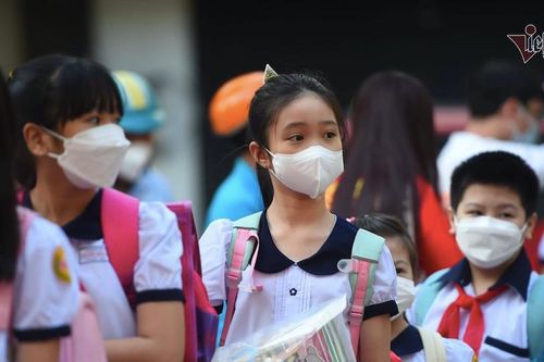 Giúp trẻ tránh căng thẳng phòng các bệnh lý viêm loét dạ dày