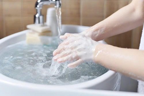 Gen Z ở Mỹ rửa tay từ 10 đến 20 lần một ngày: Liệu có phải là bệnh?