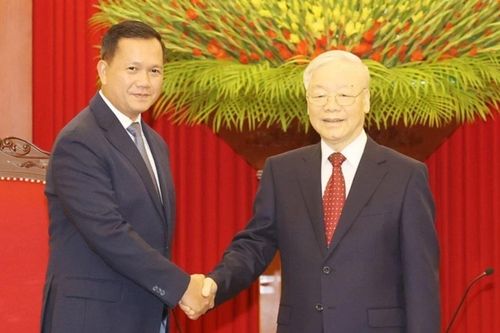 Tổng Bí thư Nguyễn Phú Trọng tiếp Thủ tướng Vương quốc Campuchia