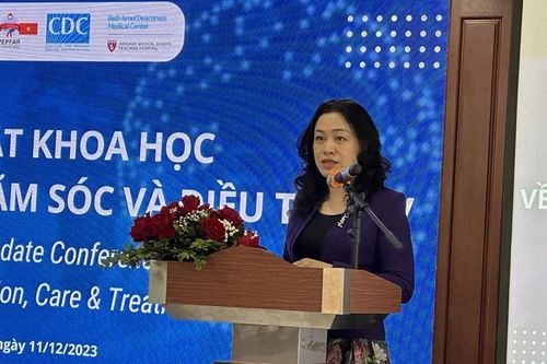 Phòng chống HIV/AIDS: Việt Nam theo chiến lược lấy con người làm trung tâm