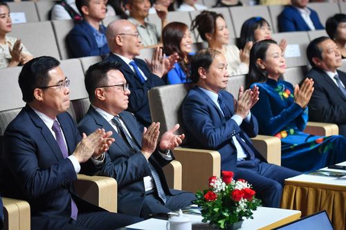 Trao giải thưởng 'Hành động vì Cộng đồng – Human Act Prize 2023'