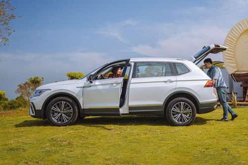 SUV cùng phân khúc với Kia Sportage giảm giá 200 triệu đồng tại Việt Nam