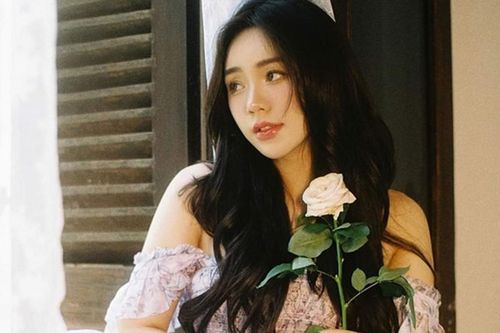 Quỳnh Kool khoe nhan sắc mẹ ruột, dân tình xuýt xoa vì visual cực phẩm