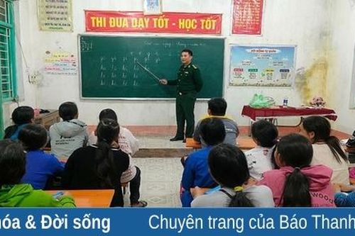 Lớp học 'xóa mù' nơi biên viễn
