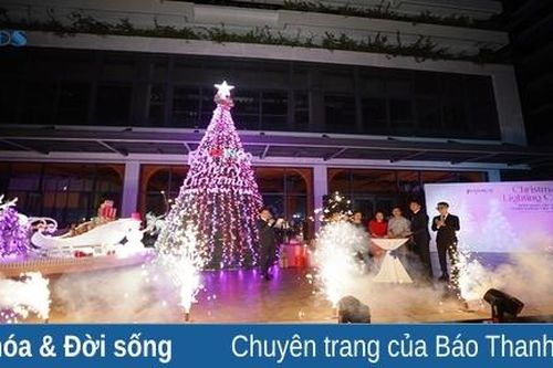 Flamingo Ibiza tổ chức thắp sáng cây thông Noel, mở màn chuỗi hoạt động của Năm Du lịch Hải Tiến 2024