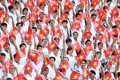 Phát triển bền vững con người Việt Nam: Thách thức và giải pháp